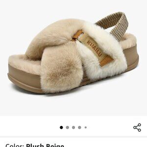 Women's faux fur sandals.